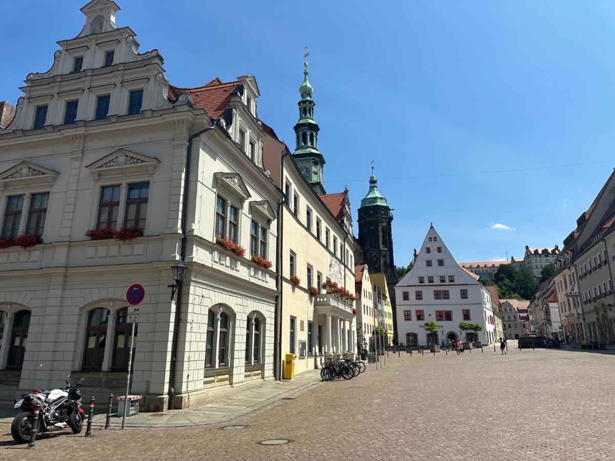 Goldigeferienwohnung "Am Markt" In Pirna Luaran gambar